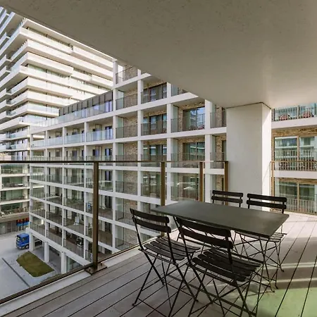 Stylish Family-friendly Retreat, Close To Harbor And Free Parking Daire Oostende